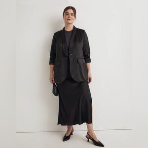 Madewelll $188 Plus Satin Oversized Blazer Black‎ Size 24W NO319